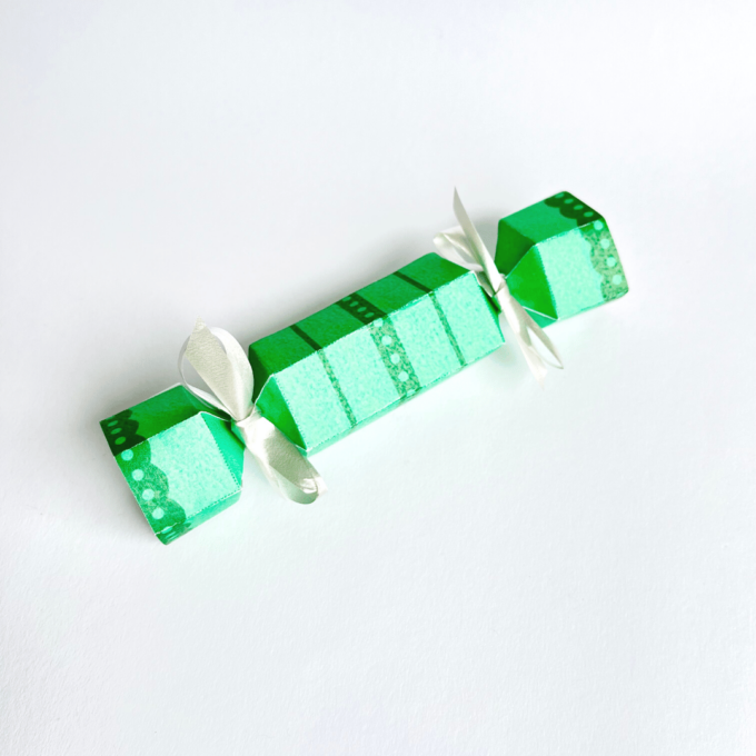 Æsker til konfirmation - grøn - Lou Noire - Knallert