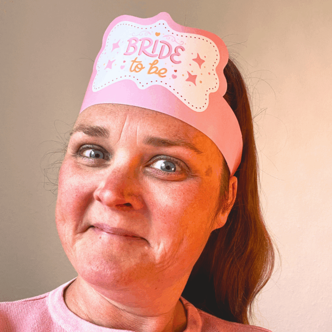 Tiara & Tissemænd - 10 kroner til polterabend - Lou Noire - Bride to be