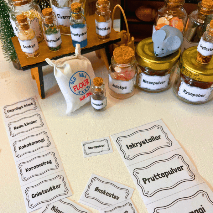 Nisse-etiketter - Tilbehør til nissedør - Lou Noire - Labels Nisse-etiketter - Tilbehør til nissedør - Lou Noire - Labels